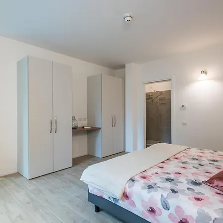 Pet Friendly In Siena